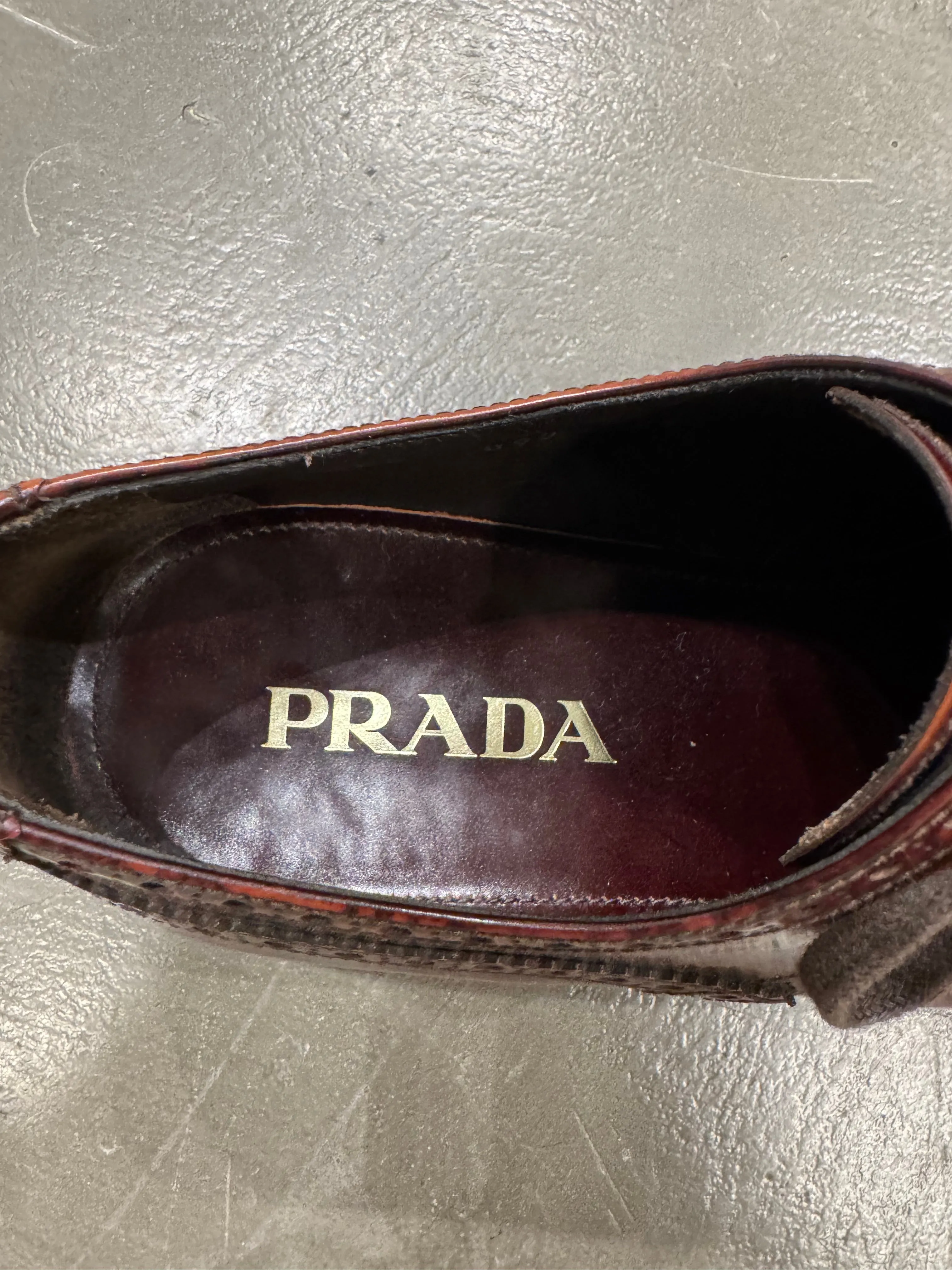 2000s Prada airbag derby leather shoes