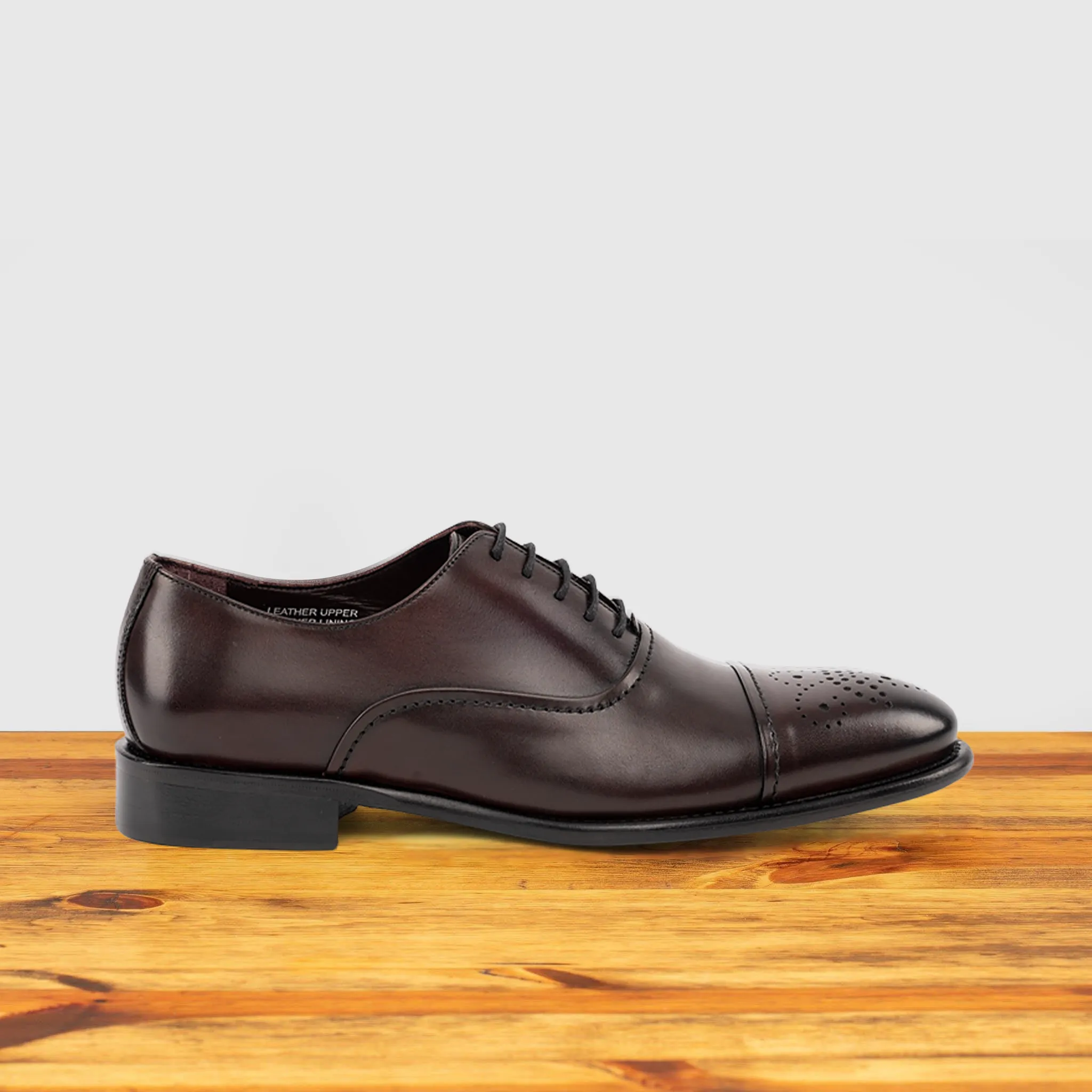 2361 Calzoleria Toscana Cayenne Calf Cap Toe