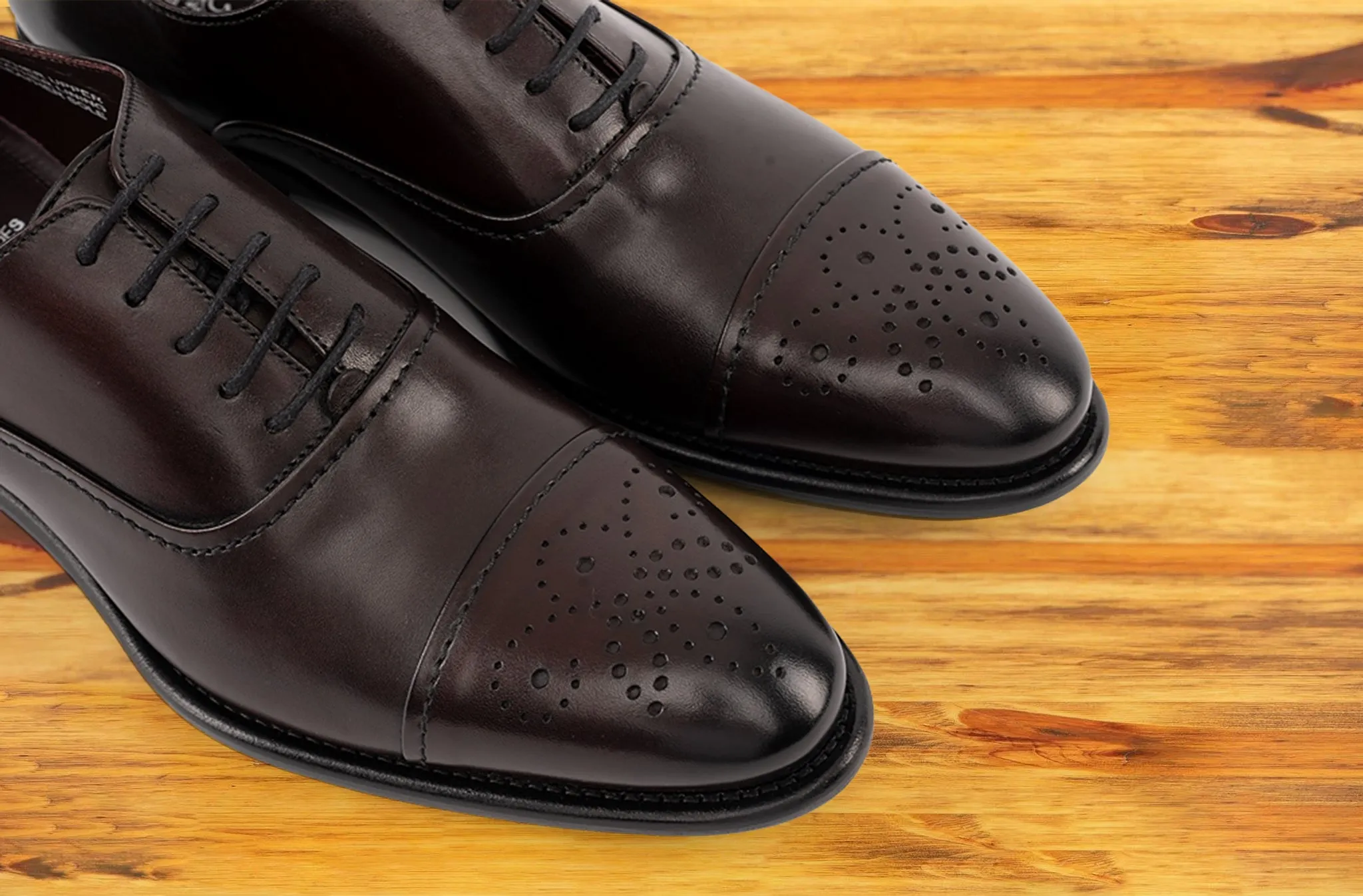 2361 Calzoleria Toscana Cayenne Calf Cap Toe