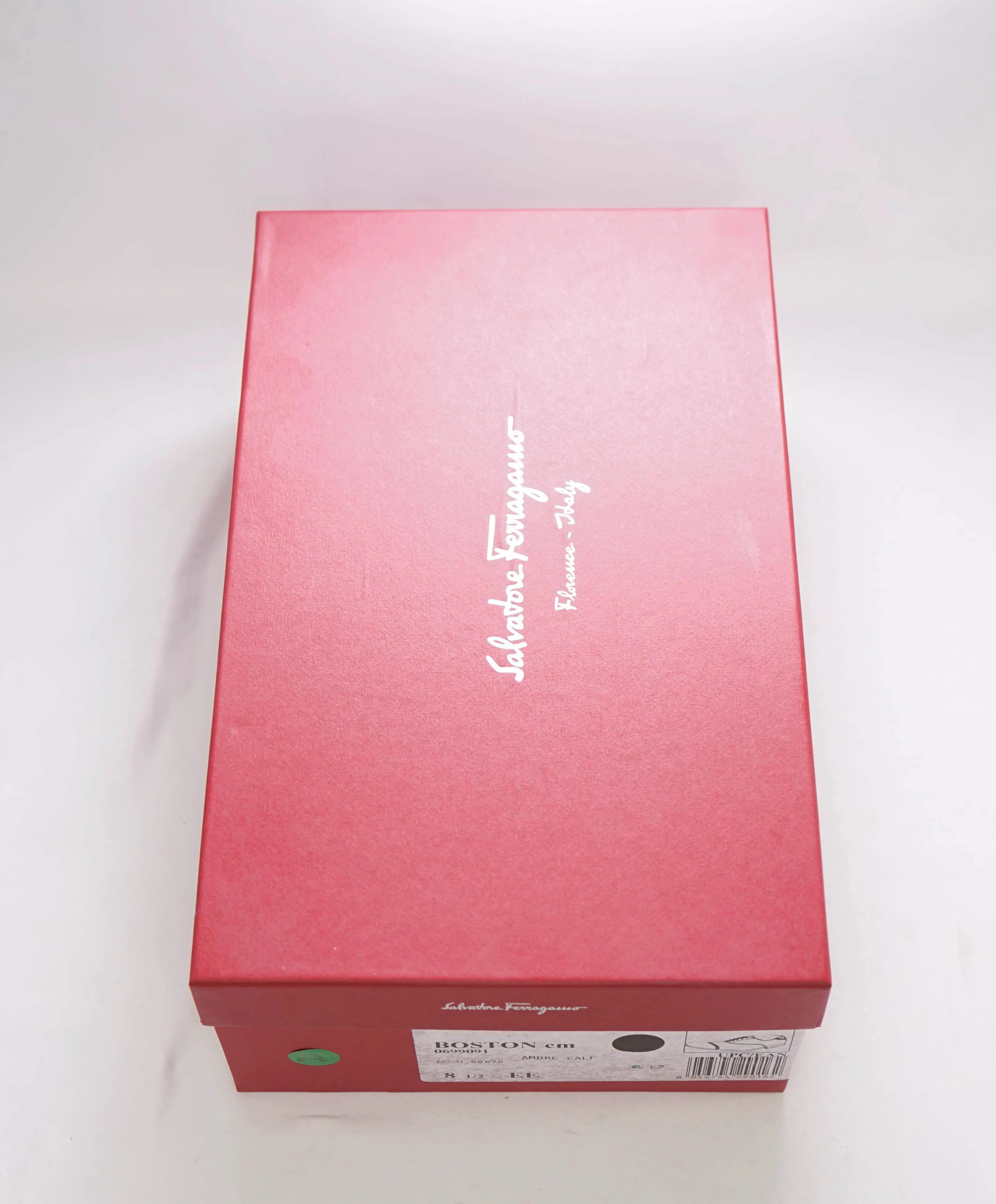 $750 SALVATORE FERRAGAMO - "BOSTON" Apron-Toe Oxford - 8.5 EE US