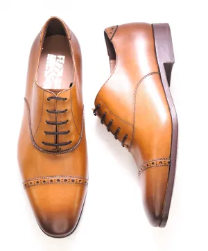 $750 SALVATORE FERRAGAMO - "BOSTON" Apron-Toe Oxford - 8.5 EE US