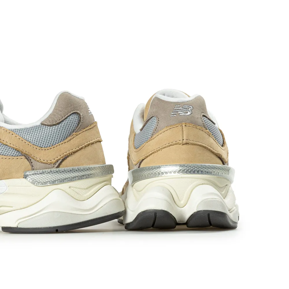 9060 | Brown