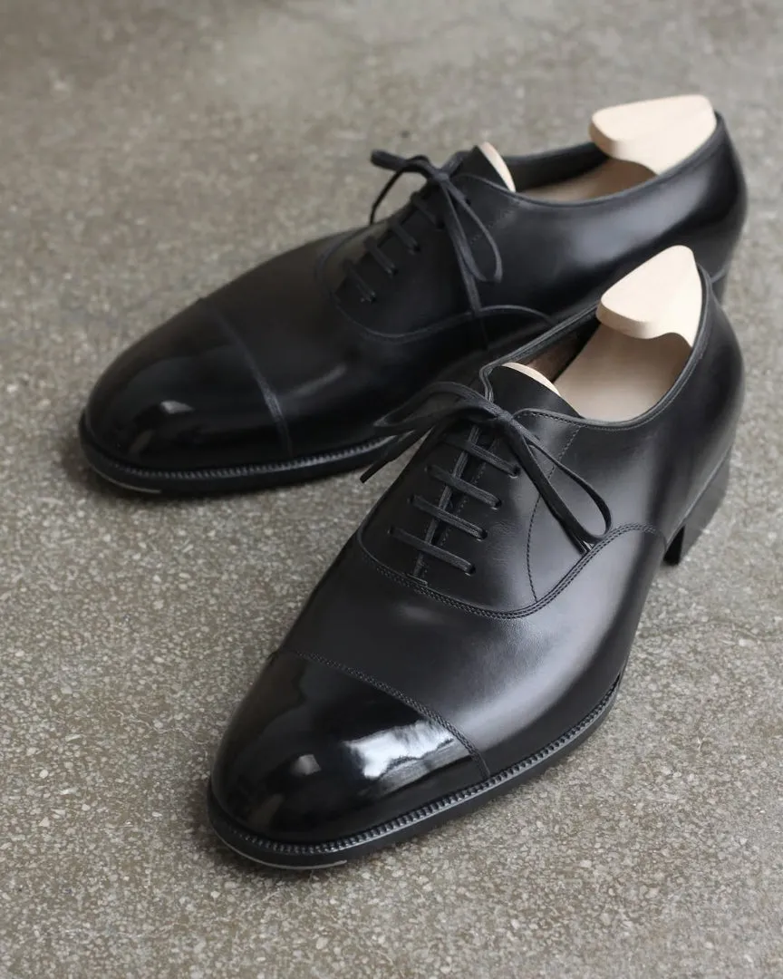 Black Leather Isolde Brogue Round Toe Cap Oxford - Formal Shoes