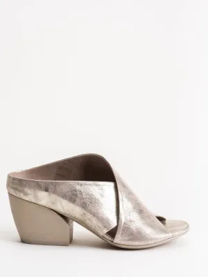 blanc heel
