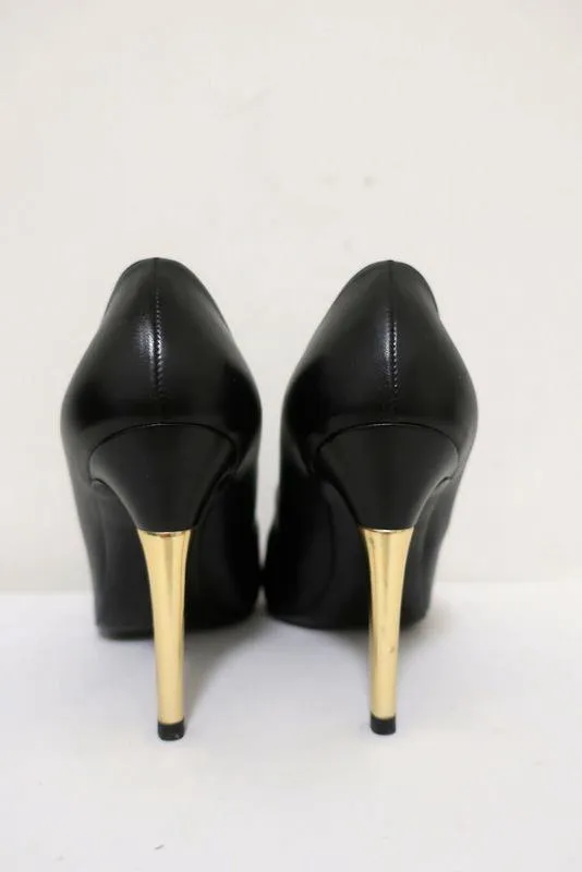Chanel 13B CC Cap Toe Pumps Black Leather with Gold Heel Size 38