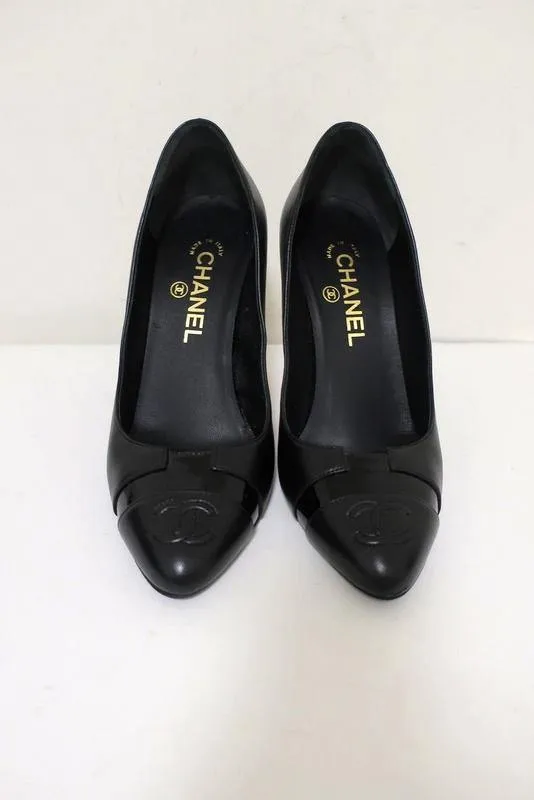 Chanel 13B CC Cap Toe Pumps Black Leather with Gold Heel Size 38