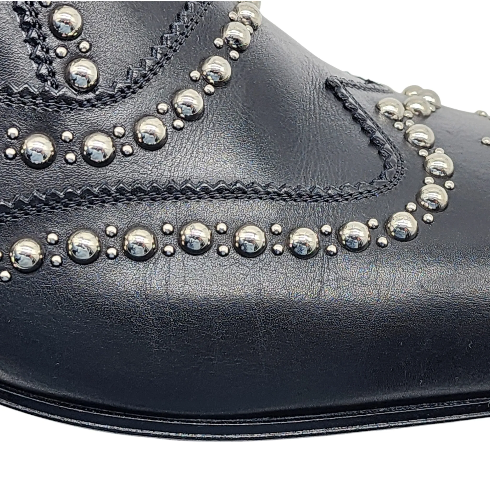 Christian Louboutin Charlie Clou Studded Oxford Shoes - Leather - Black - 42