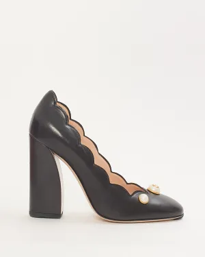 Gucci Black Leather Pearl Embellished Willow Pumps - 39