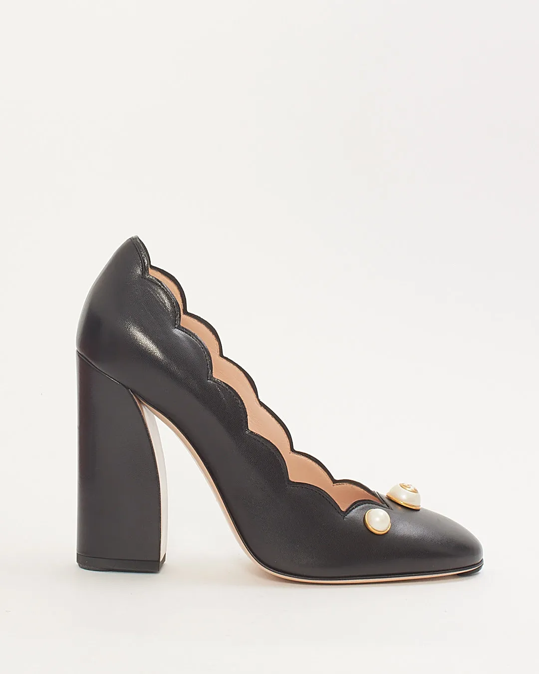 Gucci Black Leather Pearl Embellished Willow Pumps - 39