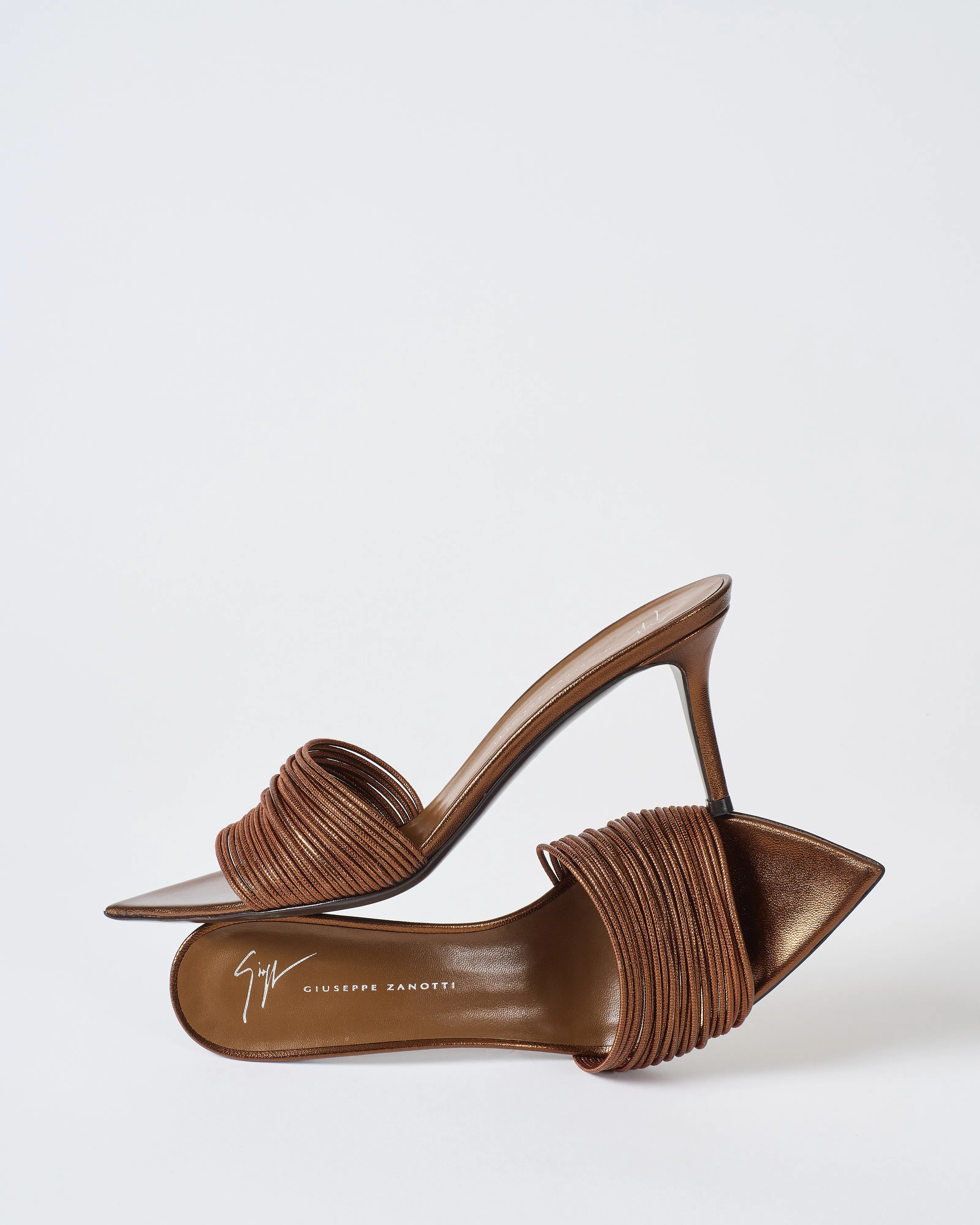 heel sandal