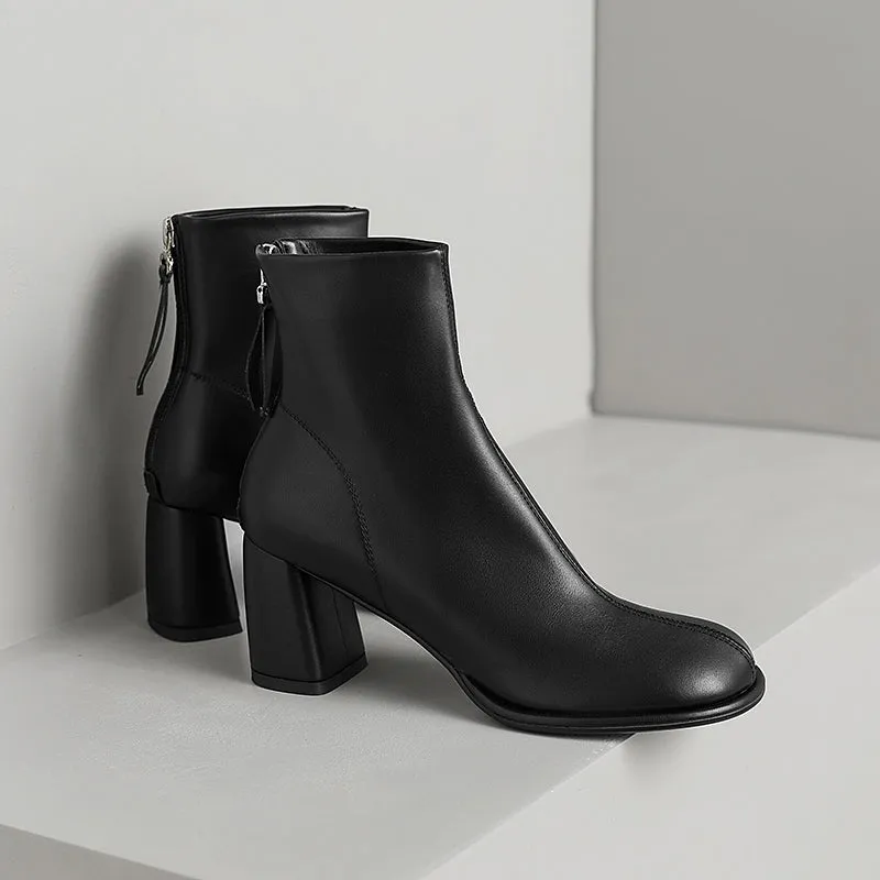 Huda Black Round Toe Ankle Boots