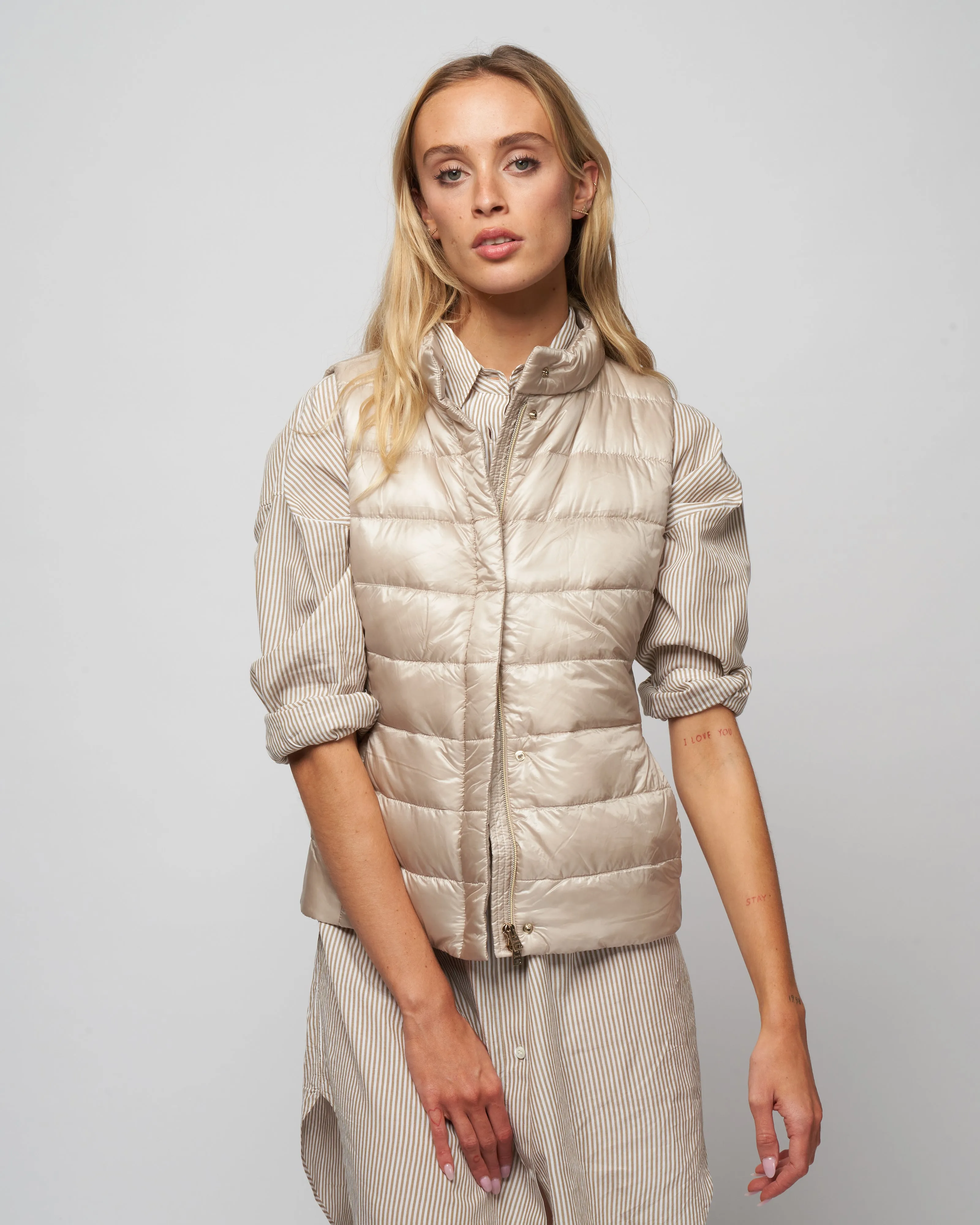 iconico giulia short vest - chantilly