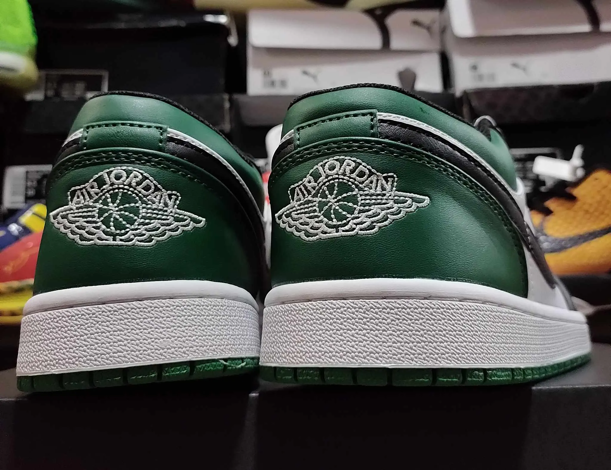 Jordan 1 Low "Green Toe"