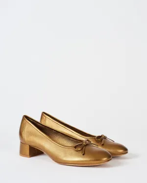 kris heel