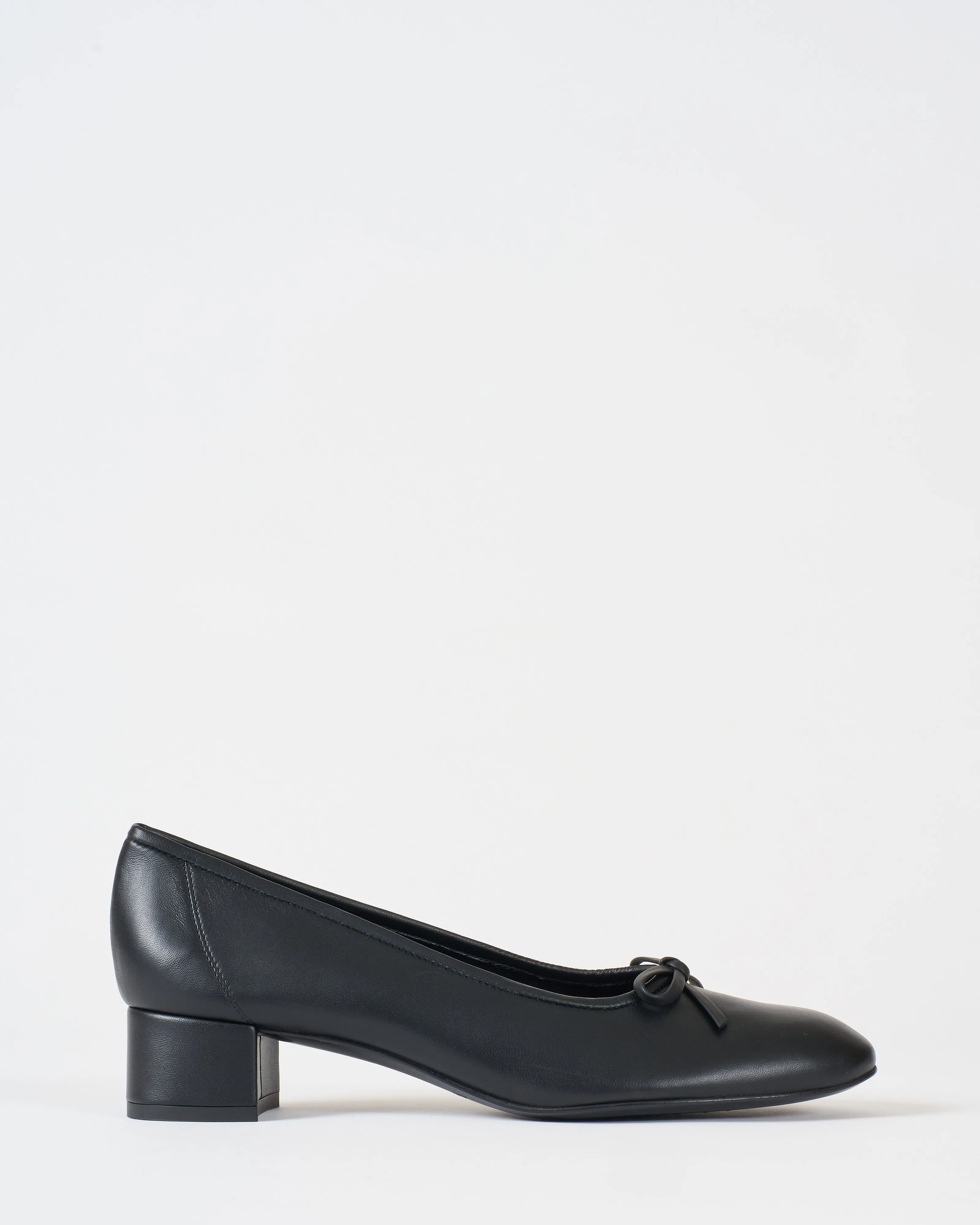 kris heel