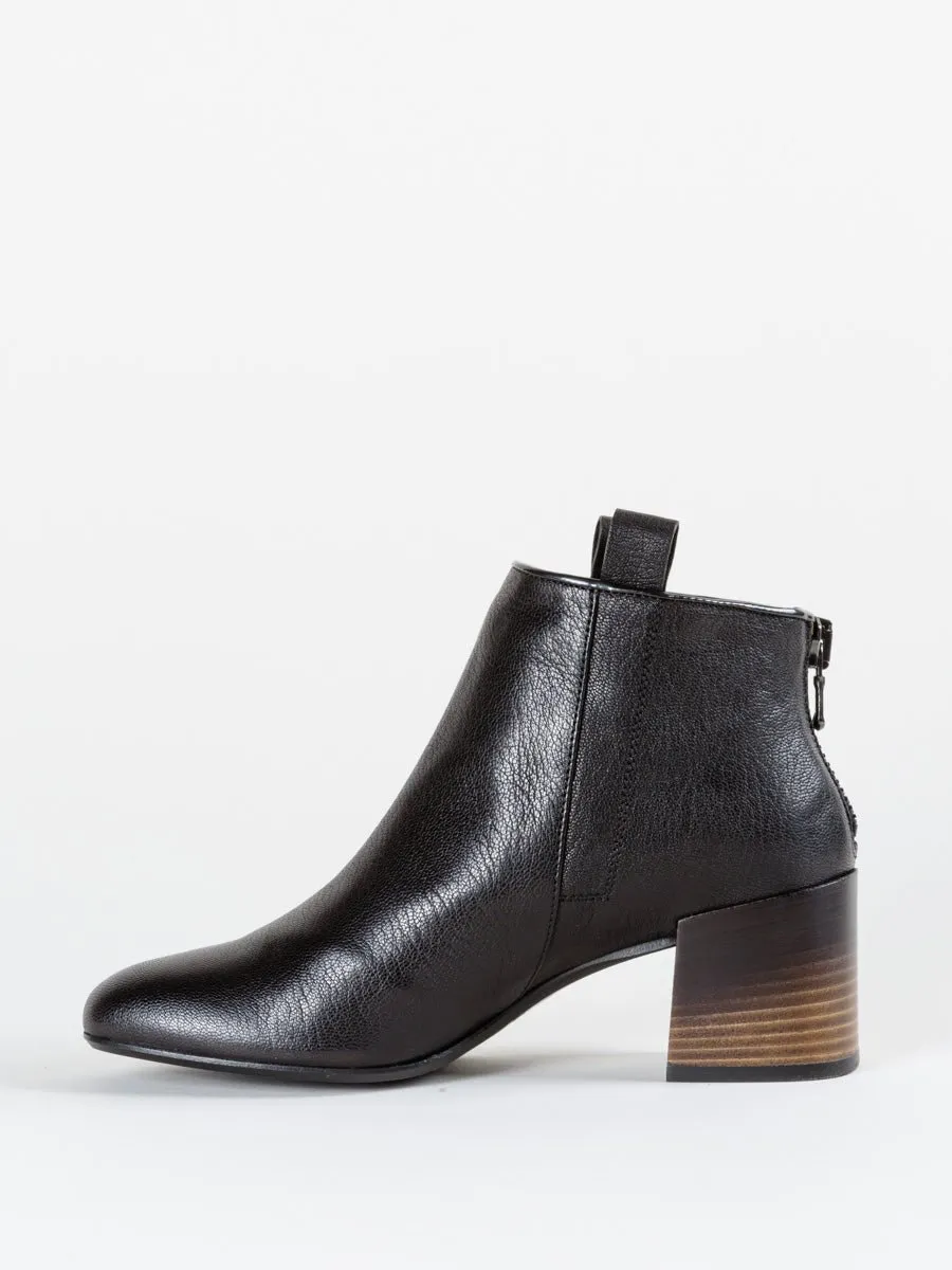 maresa boot