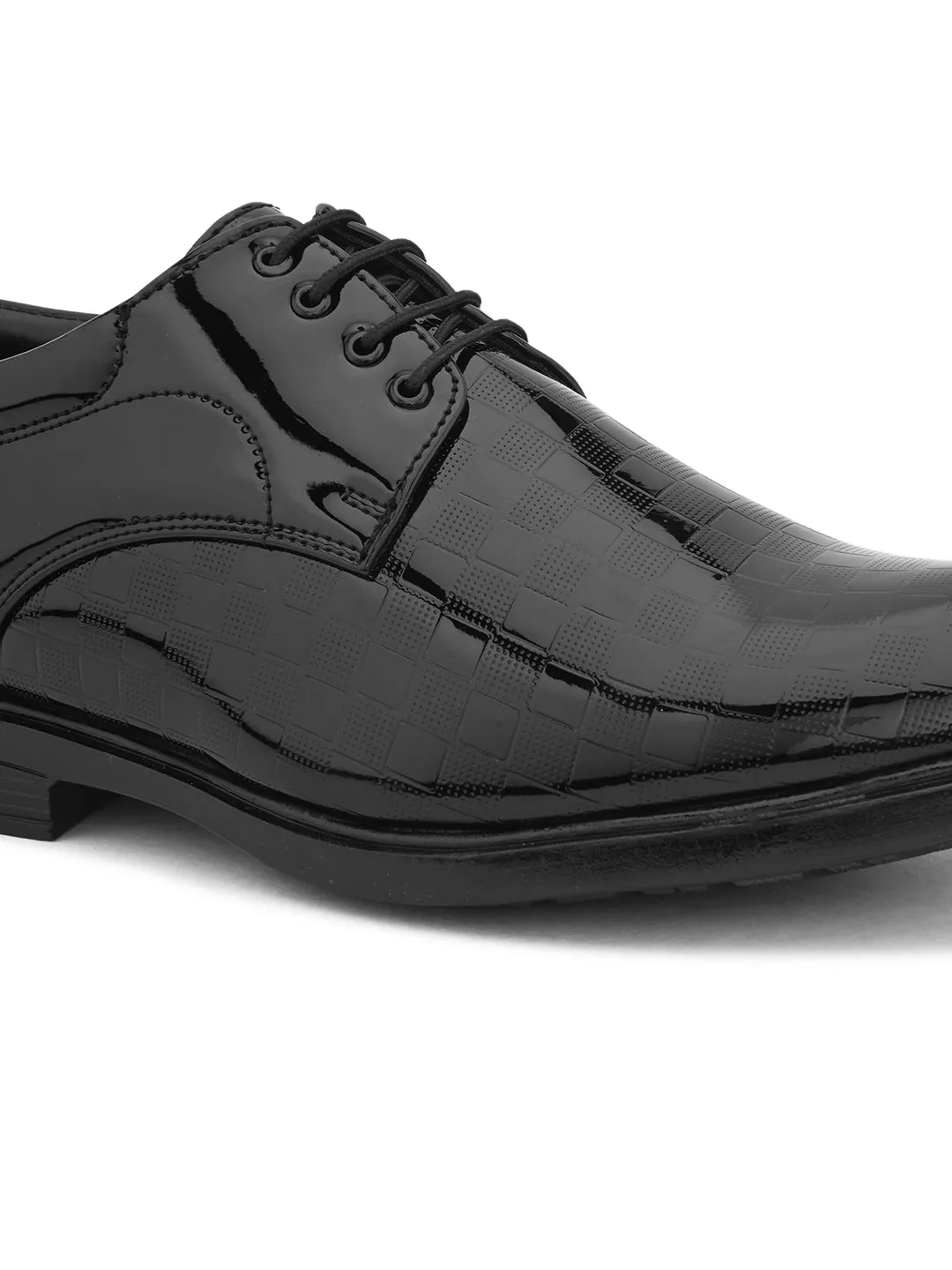 Men Leather Textured Formal Derbys Shoes