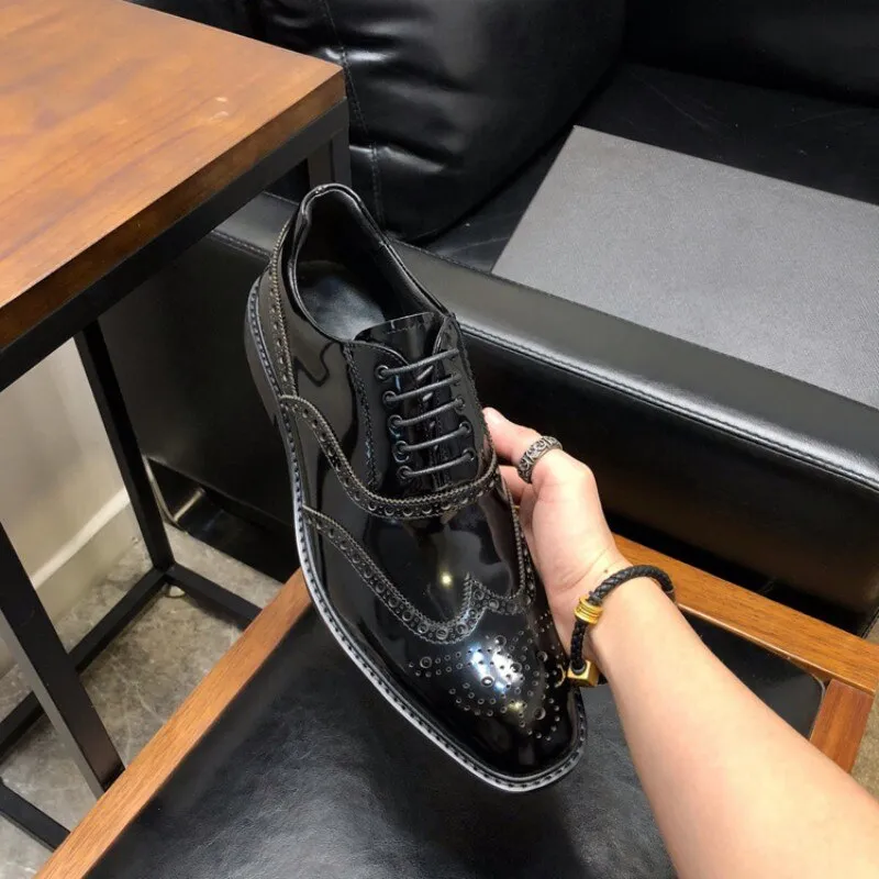 Mens Retro Carved New Business Casual Office Work Dress Shoes