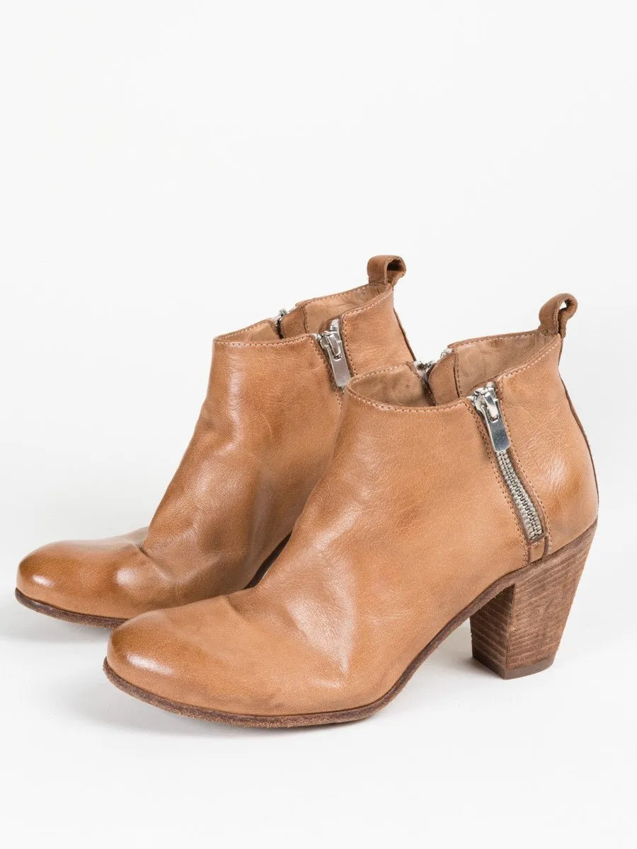 plaisir boot - tan