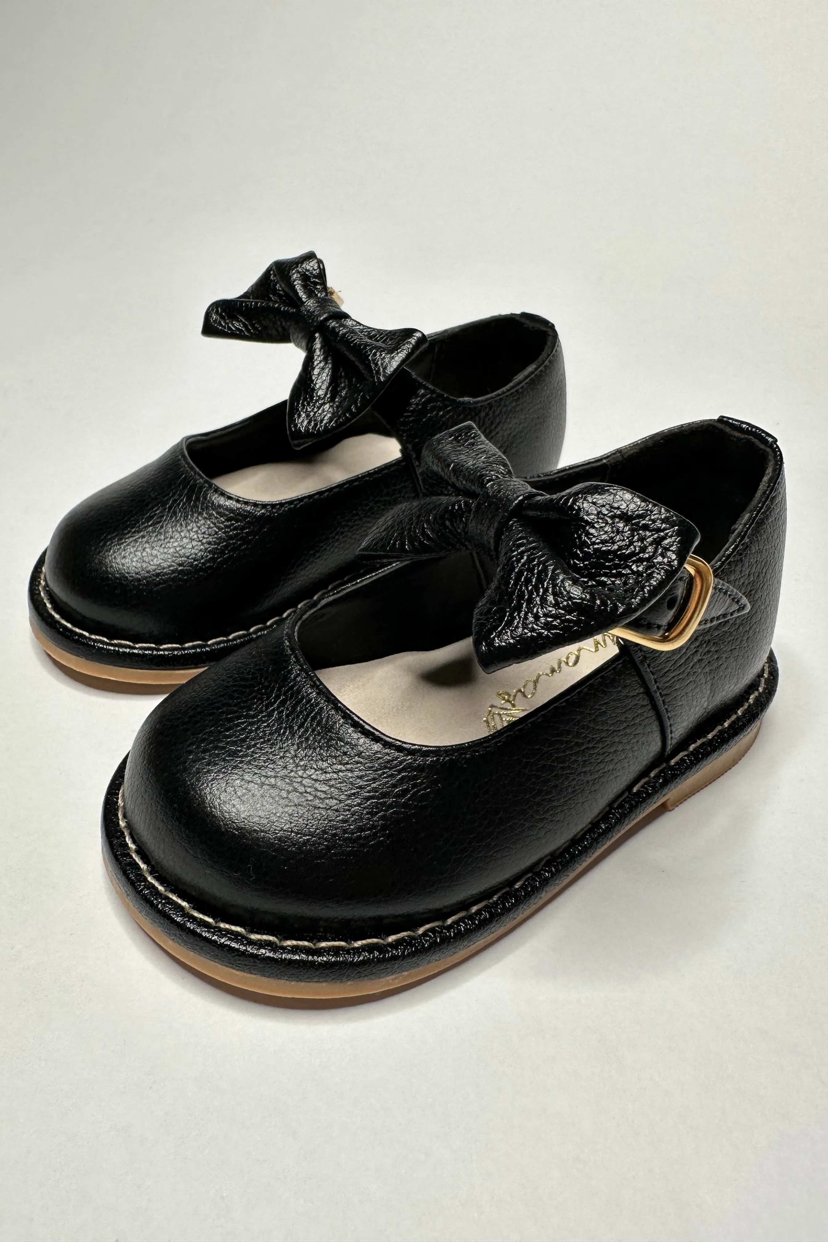 "Beth" Black Leather Bow Shoes