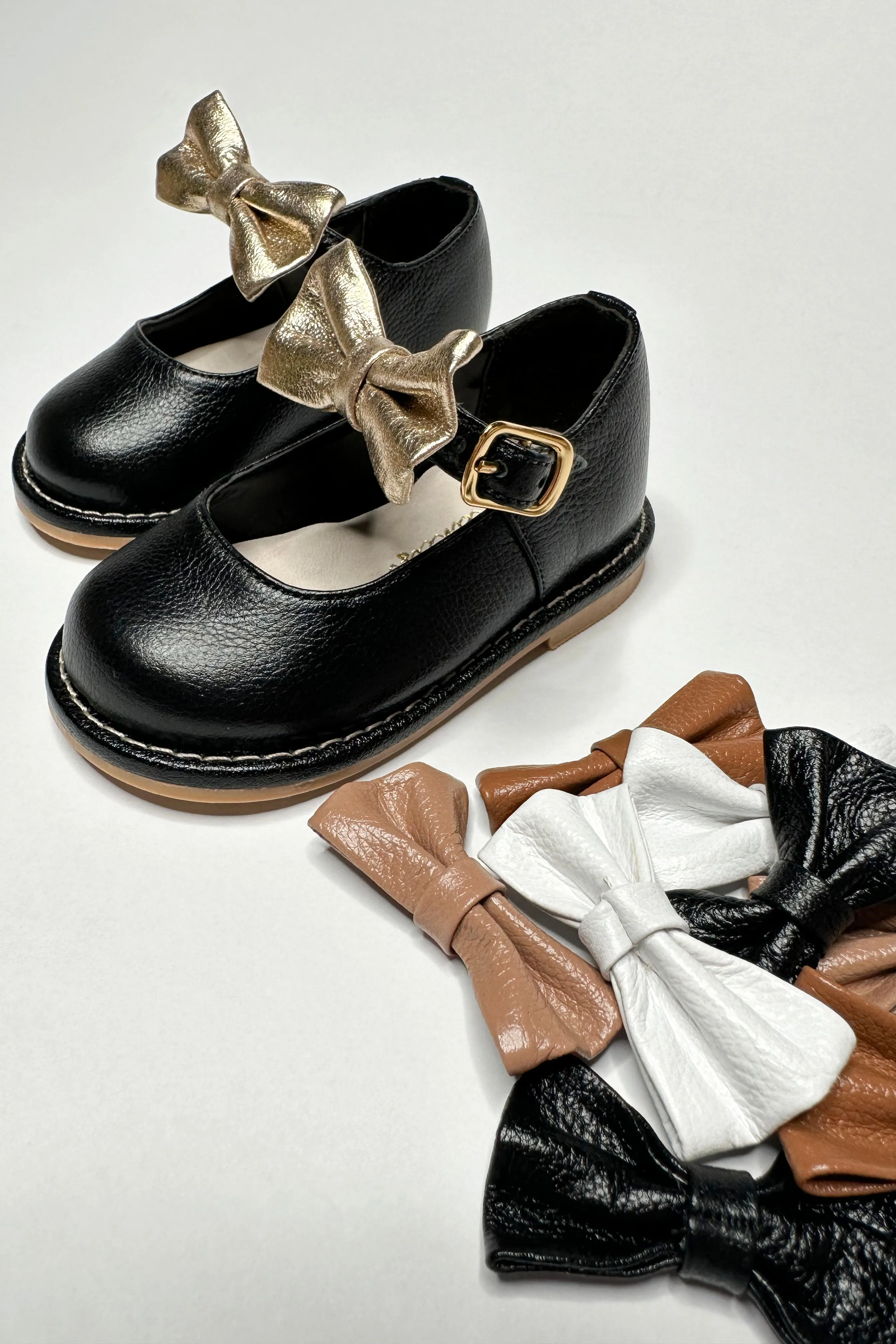 "Beth" Black Leather Bow Shoes