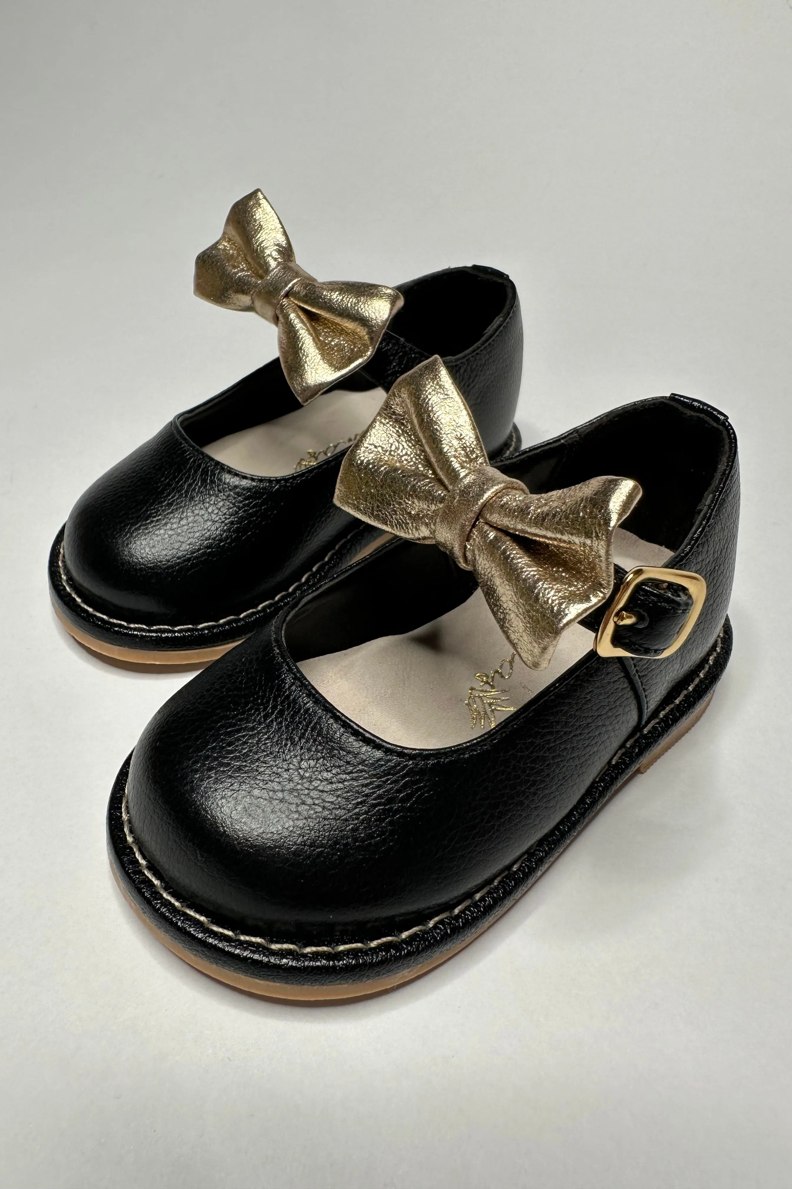 "Beth" Black Leather Bow Shoes