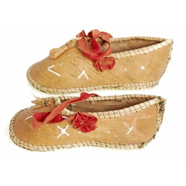 Rare Antique Childrens/ Babies  Shoes Chippewa Indian Bark 1920's