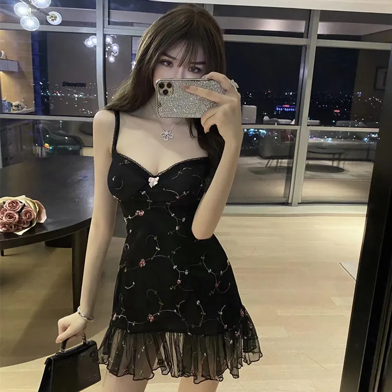 Retro Can Be Salt Can Be Sweet Girly Lace Mesh Embroidered Corset Dress