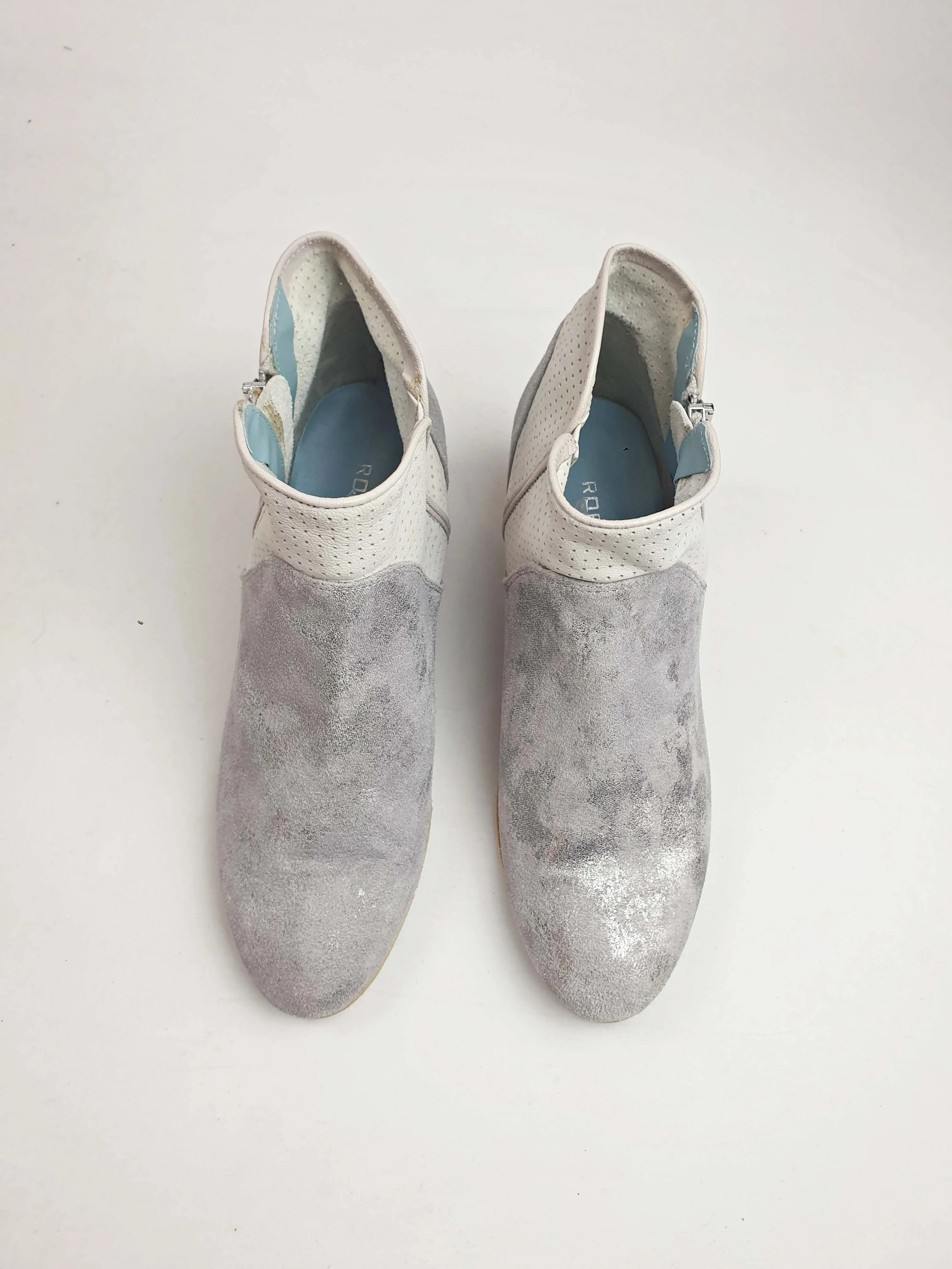 Roby & Pier grey sparkly leather low heel boots size 37