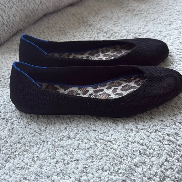 Rothy’s Round Toe Ballet Flat Shoes Women’s Black‎ Size 8