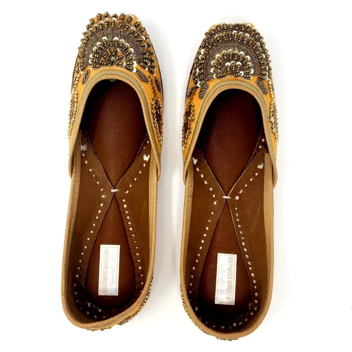 Rust Color Punjabi Jutti / Shoes With Zari Embroidery