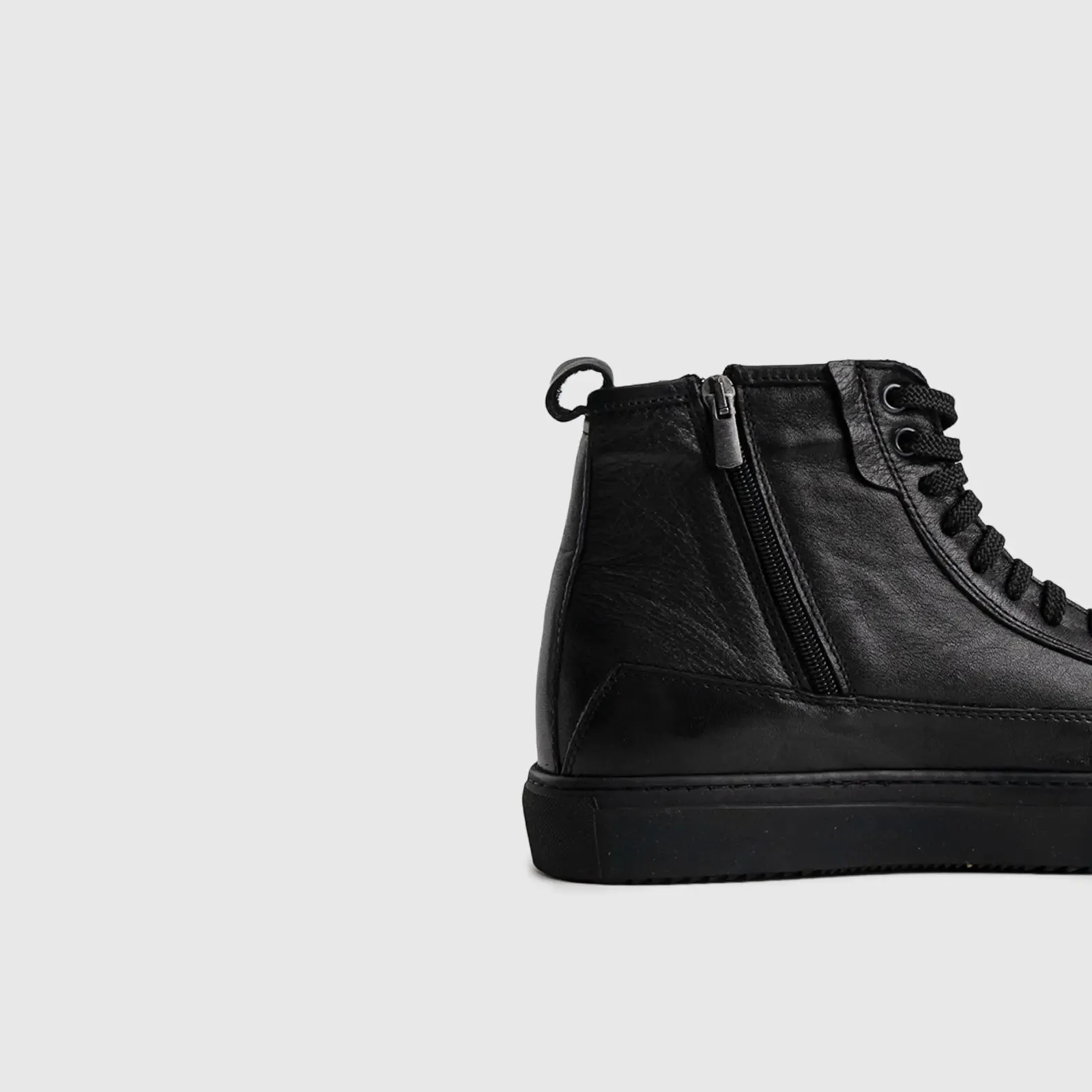 Statement Hi Top Sneakers 5065-2