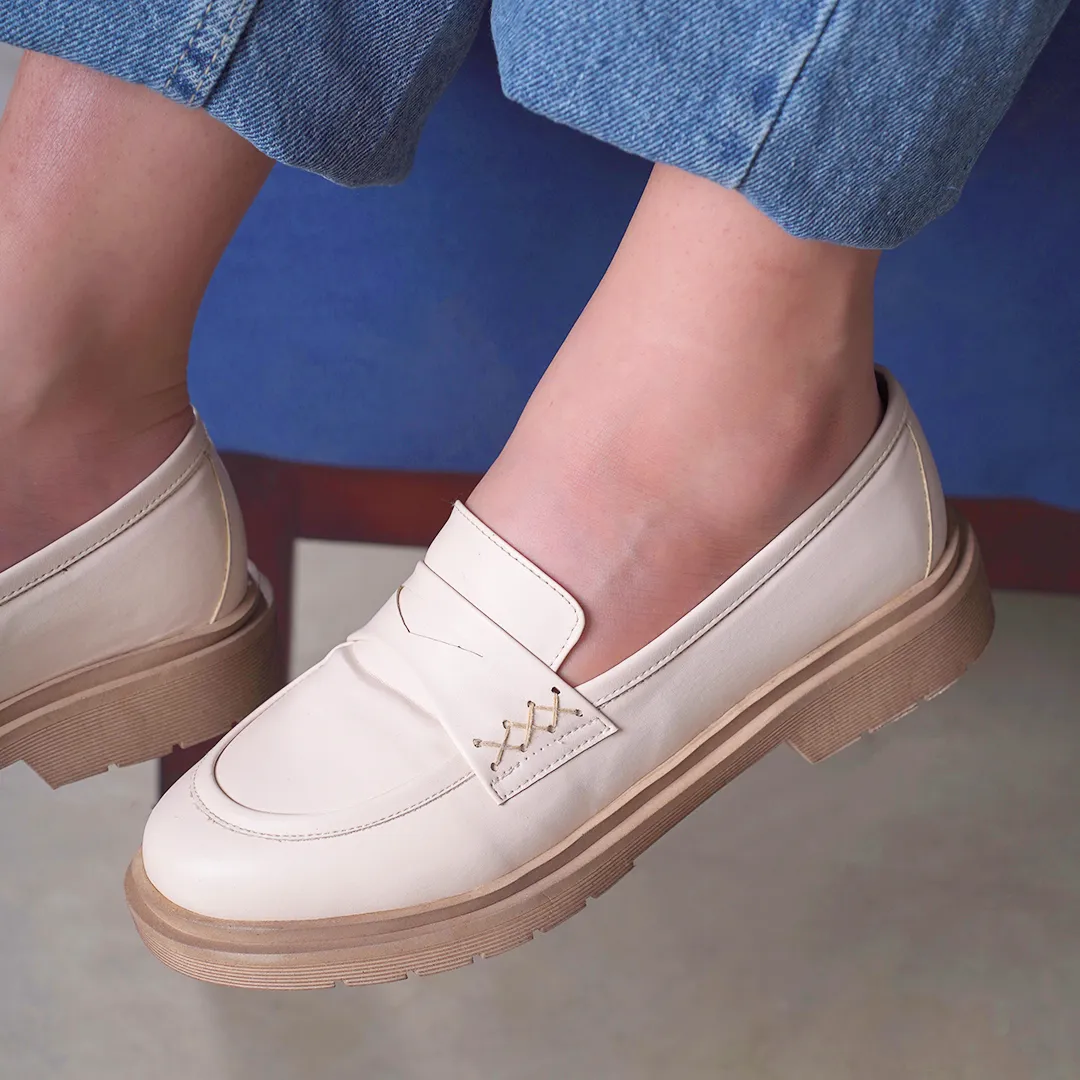 Sunshine Stroll Loafers -beige