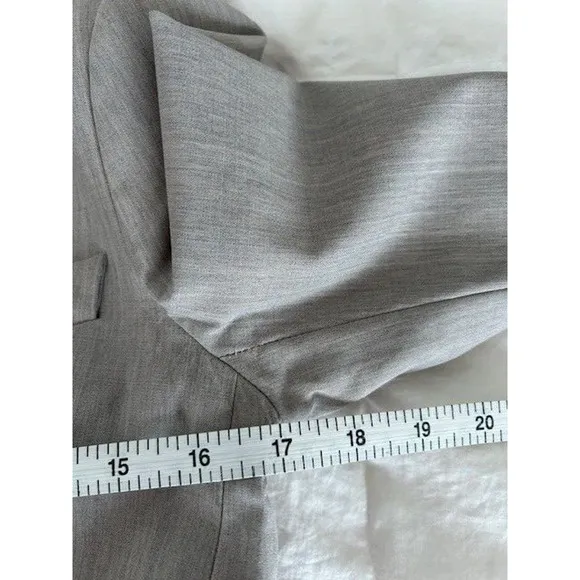 THEORY Beige Taupe Wool Blazer 2-button Suit Jacket Work Business Fall Winter 4