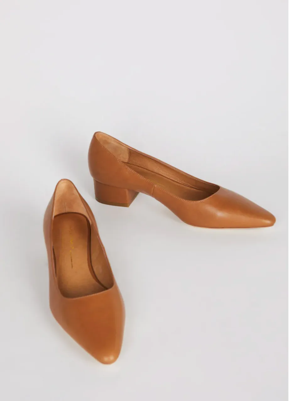 Tradition Heel by Intentionally Blank