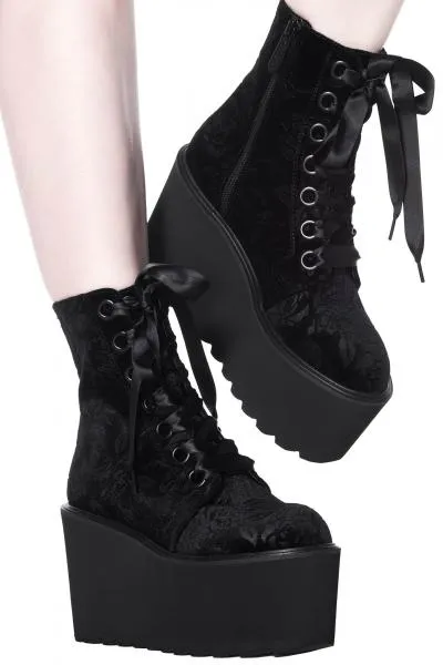 Vampire's Kiss Platform Boot - Black - Size
