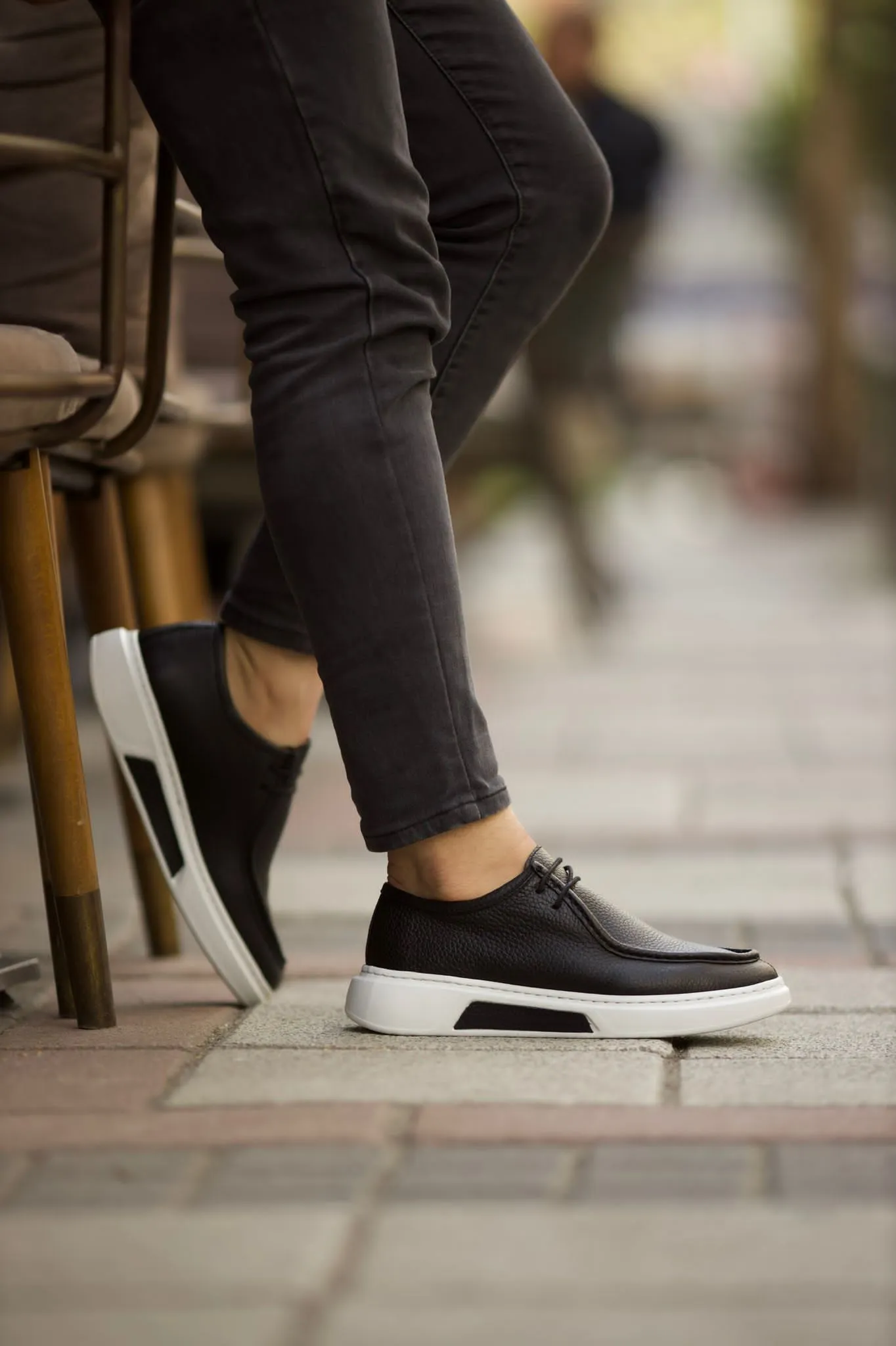 Vince Eva Pool Sole Black Shoes - Luxury Comfort for Every Occasion