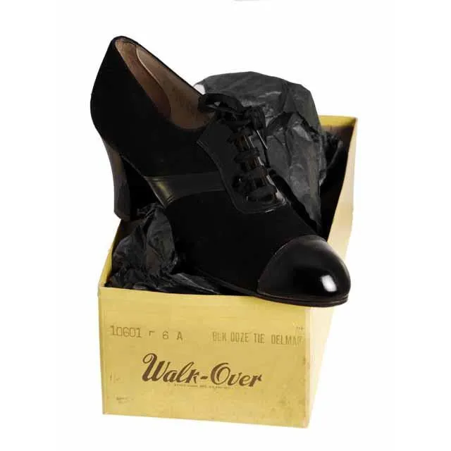 Vintage Ladies Black Suede/Patent Cap Toe Oxford Shoes 1920S Walk Over NIB Size 6A