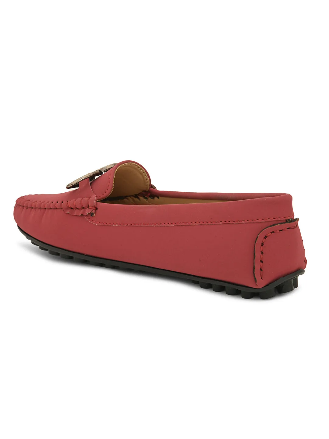 Women Solid Loafers With Metal Detailing