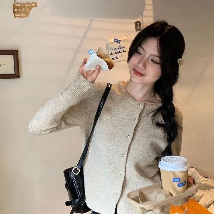 XIEYINSHE New Spring and Autumn New Korean Edition Fashion Simple Knitted Cardigan Femininity Commuter Crew Neck Single-breasted Sweater Jacket