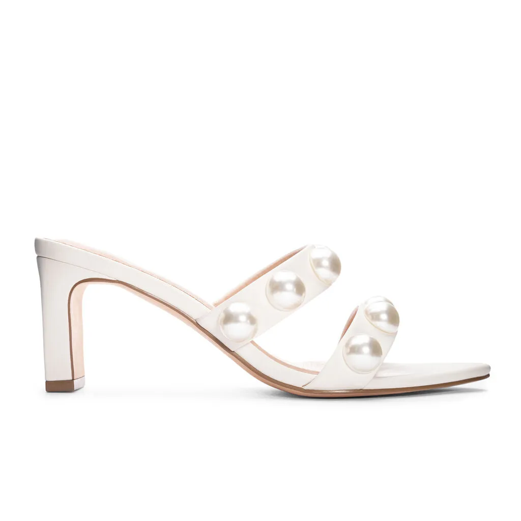 Yarley Pearl Heels